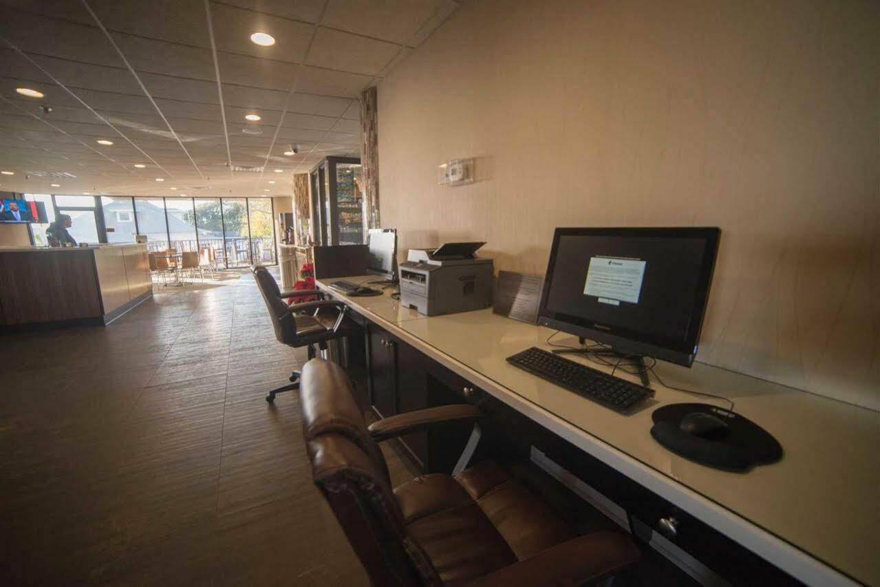 Bask Hotel at Big Rock Landing A Trademark Collection Hotel Morehead City Exteriör bild