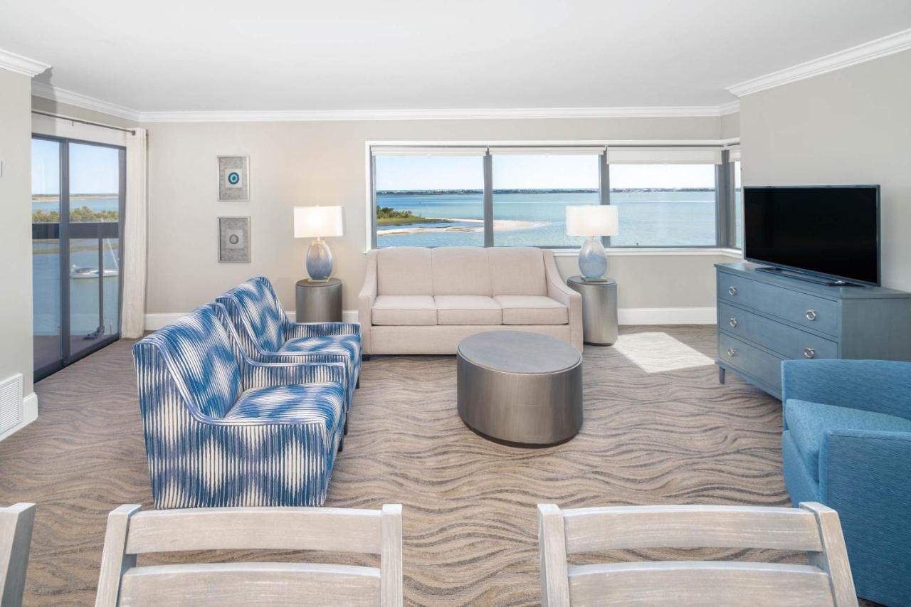 Bask Hotel at Big Rock Landing A Trademark Collection Hotel Morehead City Exteriör bild