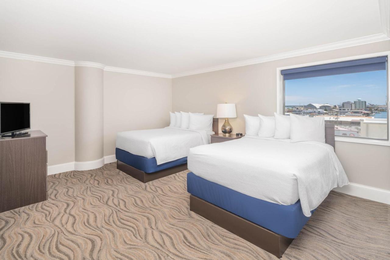 Bask Hotel at Big Rock Landing A Trademark Collection Hotel Morehead City Exteriör bild